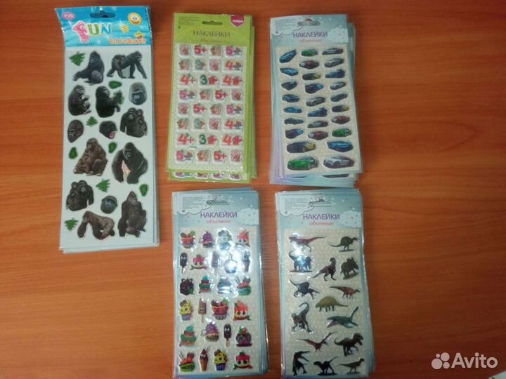 Наклейки, альбомы для наклеек