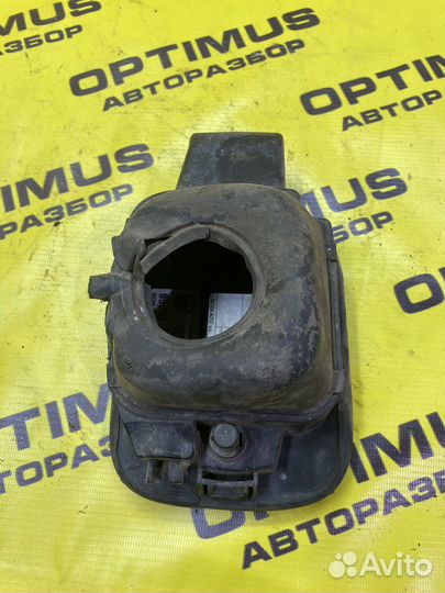 Лючок бензобака Skoda Octavia A5