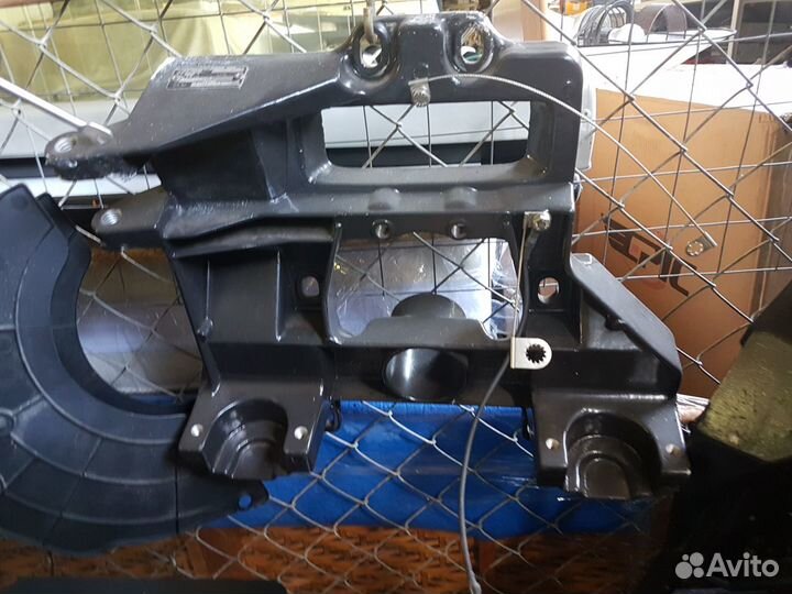 Кожухи запчасти меркрузер вольво-пента колонки