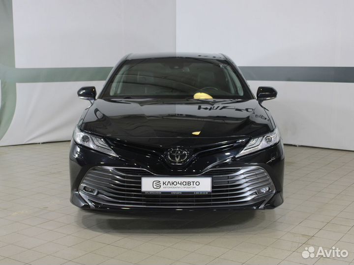 Toyota Camry 2.5 AT, 2021, 60 000 км