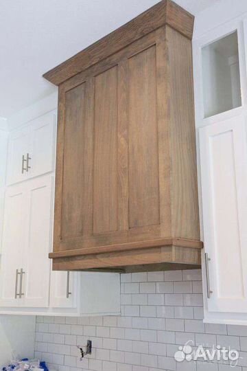 Деревянная вытяжка для кухни