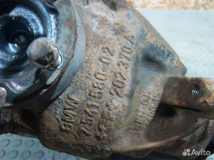 BMW X1 E84 Редуктор заднего моста