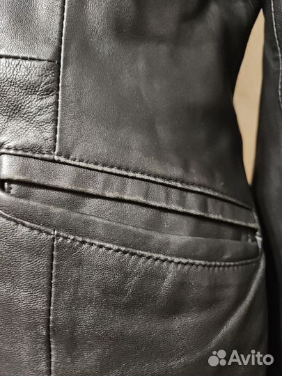 Плащ женский кожаный 44