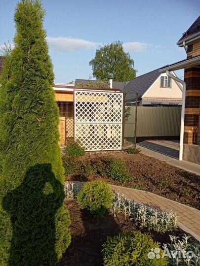 Шпалеры, решётки декоративные