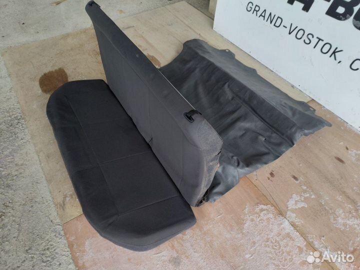 Сиденье заднее Nissan Ad Y12