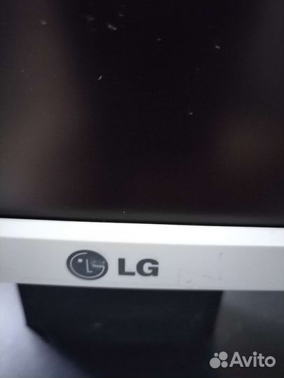 Монитор LG