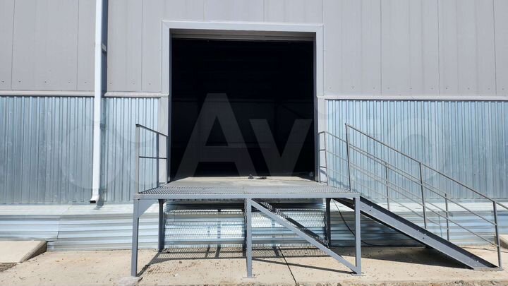 Склад В+ Теплые Склады на пандусе, 590 м² и 740м2