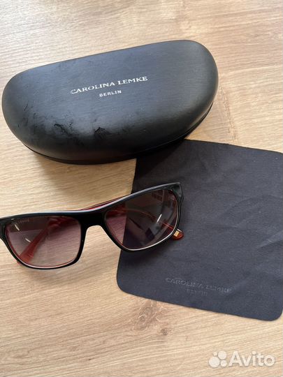 Солнцезащитные очки Carolina Lemke