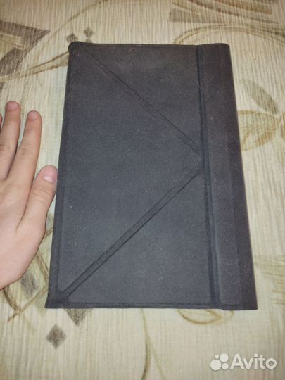 Клавиатура-чехол для планшета