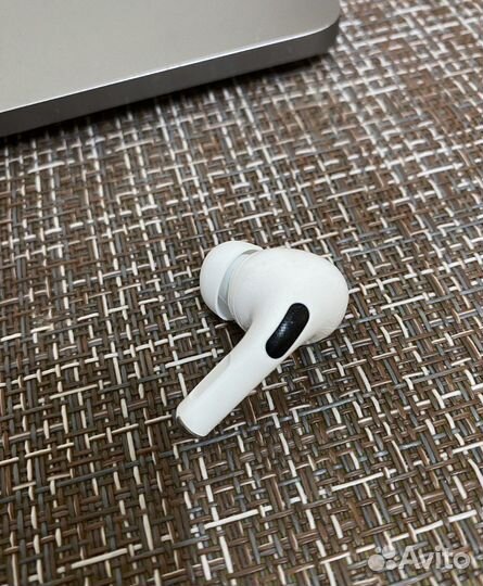 Наушник Airpods Pro левый