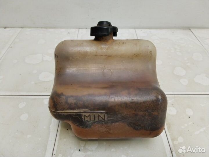 Бачок расширительный Лада Нива 21214 21214 2005