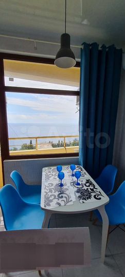 2-к. квартира, 60 м², 6/6 эт.