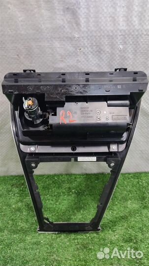 Накладка консоли BMW X3 (E83) 2004