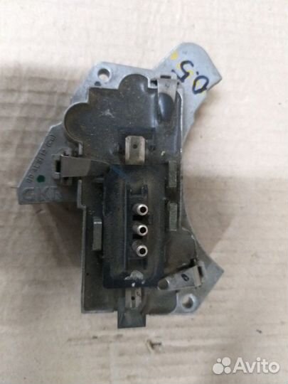 Резистор отопителя печки Mercedes-Benz W202