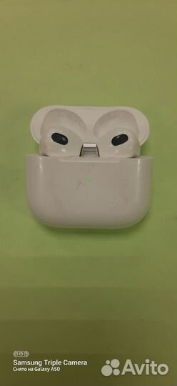 Наушники Apple airpods