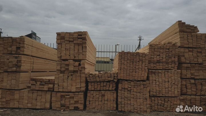 Надежные доски сосны для строительства и ремонта