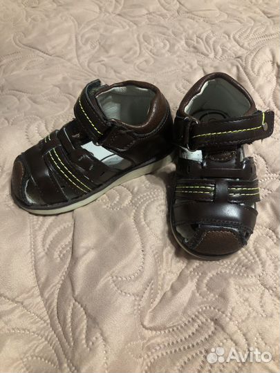 Сандалии детские 21 размер