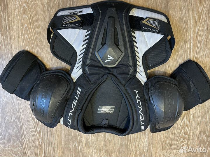 Нагрудник хоккейный