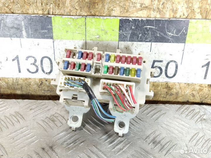 Блок предохранителей салонный Infiniti Fx 2003-200