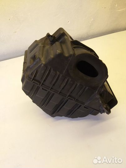 Корпус воздушного фильтра renault megan 3