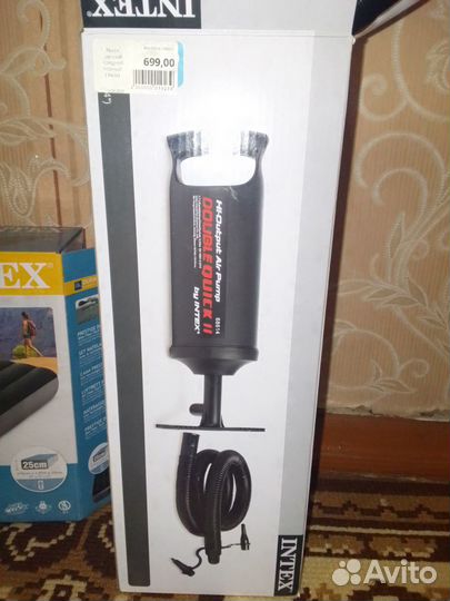 Надувной матрас с насосом