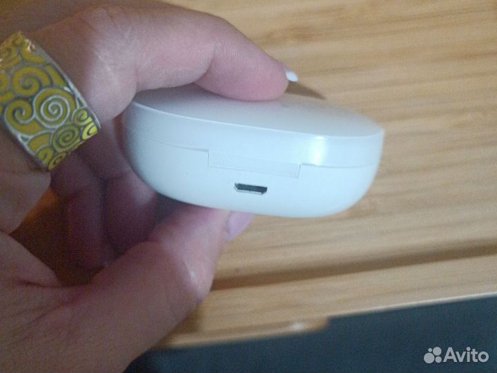 Беспроводные наушники