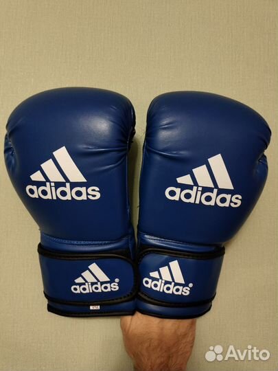 Боксерские перчатки Tittle 12 oz