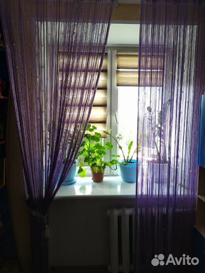 Шторы из нитей с камнями и подвязки к шторам