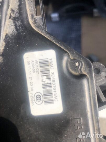 Замок передний правой двери на skoda a5