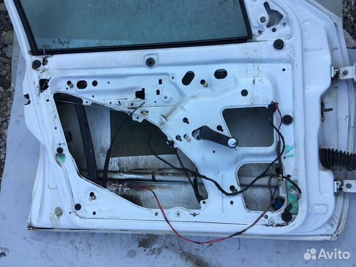 Дверь передняя левая Фольксваген Поло