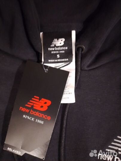 Толстовка мужская с капюшоном new balance