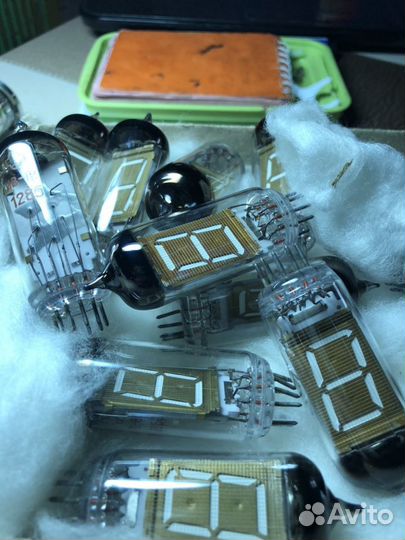 Индикаторные ин-12а.ив-12.ив-22