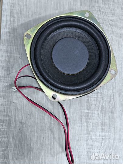 Динамик Sven 4 Ом 30W от акустики sps-820