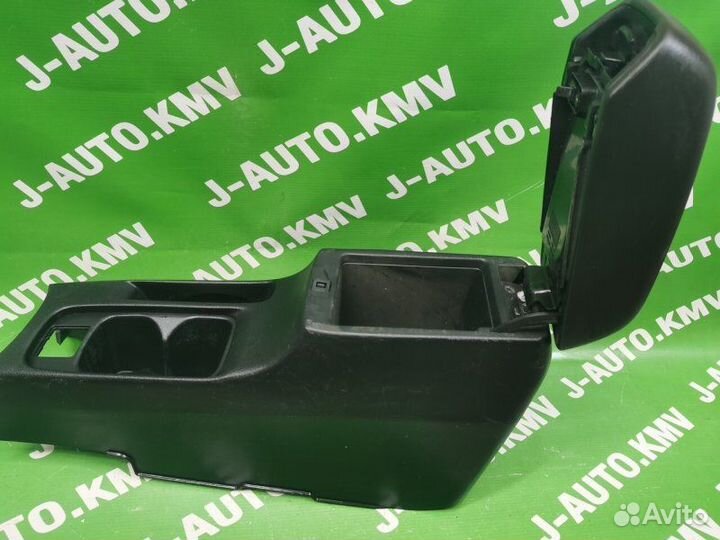 Подлокотник Mitsubishi Lancer 9