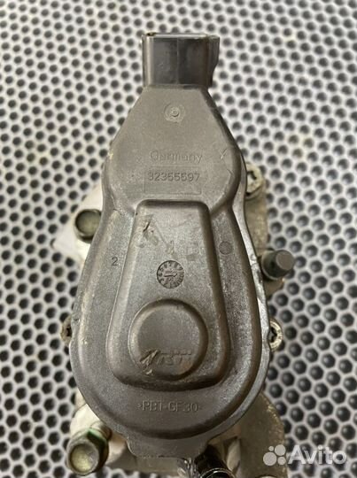 Суппорт задний правый Mazda3 BM PY 2013-2019