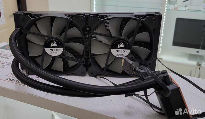 Система водяного охлаждения Corsair CW-9060026-WW