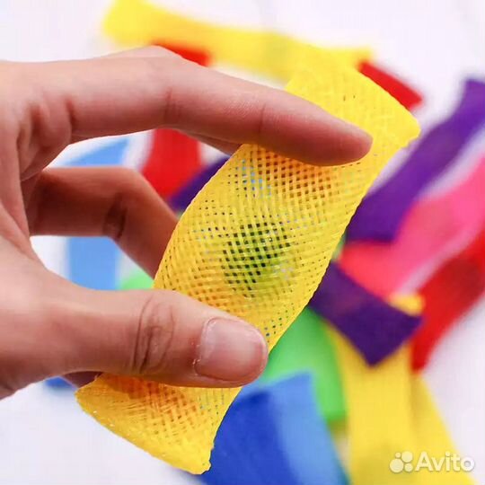 Антистресс мраморный шарик в плетеной сетке черный