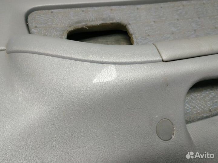 Дверная карта задняя правая Hyundai Elantra XD