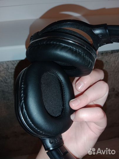 Беспроводные наушники новые Baseus