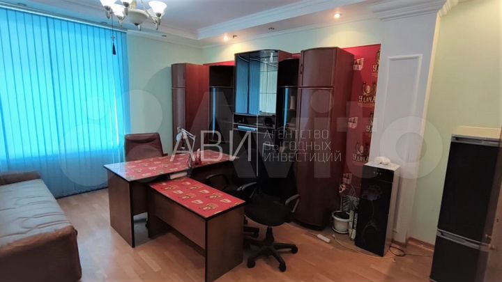 Офис 47м2 с мокрой точкой, мебелью и техникой (жил