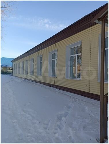 Административное здание на станции Ребриха