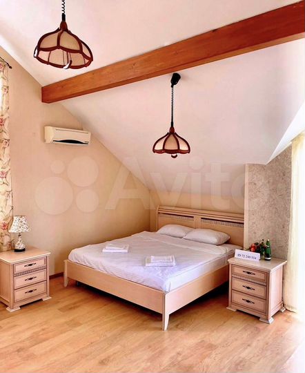 Дом 220 м² на участке 2,2 га