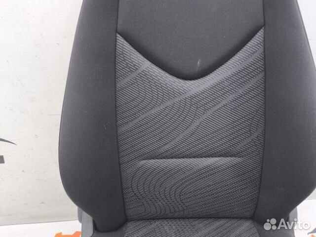 Сиденье переднее правое Peugeot 308 легковой
