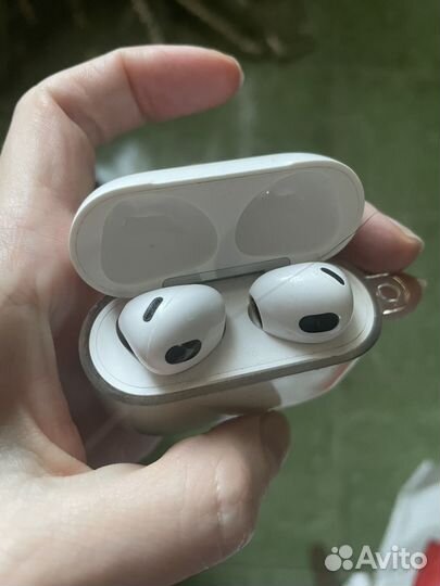 Беспроводные наушники apple airpods 3
