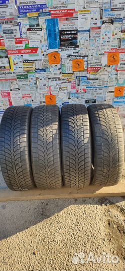 Bridgestone Blizzak LM-80 Evo 215/65 R16 98H