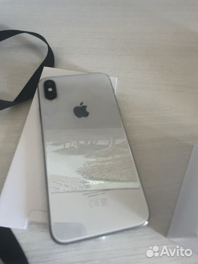 iPhone x 64