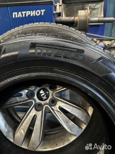 Pirelli Ice Zero 6.5/7 R17 81H