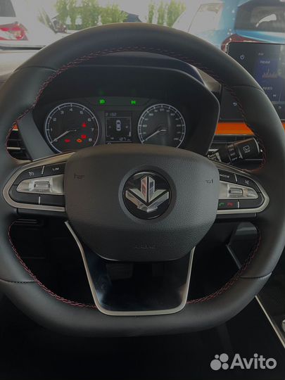 Livan X3 pro 1.5 CVT, 2023
