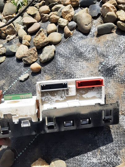 Экран на Рено Лагуна 2,Laguna 2