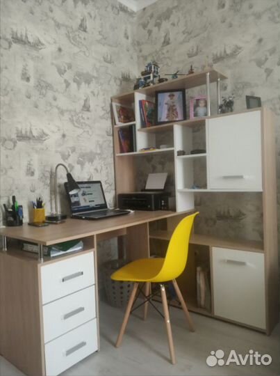 Компьютерный стол угловой